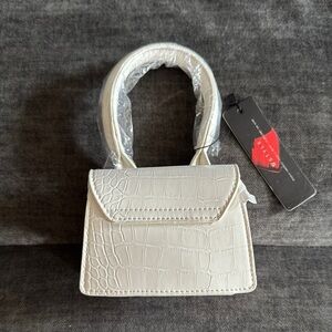 Elegant White Croc-Embossed Handbag